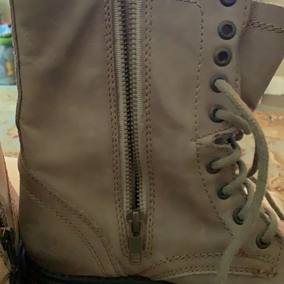 Steve Madden Boots - Picture 3 of 3